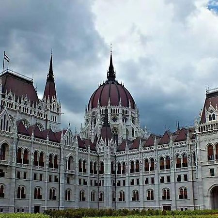 11# Sunflower Cozy Apartment Budapest Ngoại thất bức ảnh