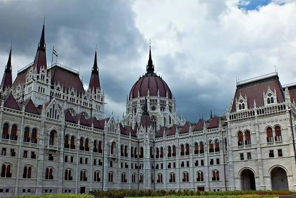 11# Sunflower Cozy Apartment Budapest Ngoại thất bức ảnh